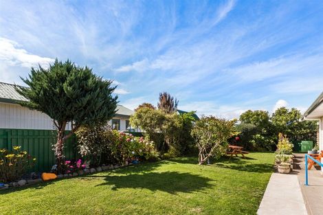 Photo of property in 7 Guildford Street, Levin, 5510