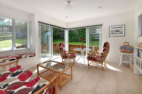 Photo of property in 18 Tamatea Drive, Snells Beach, 0920