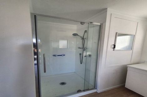 Photo of property in 90 Monarch Avenue, Hillcrest, Auckland, 0627