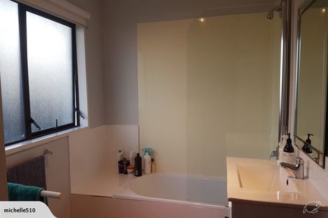 Photo of property in 2/110 Beach Road, Pahurehure, Papakura, 2113