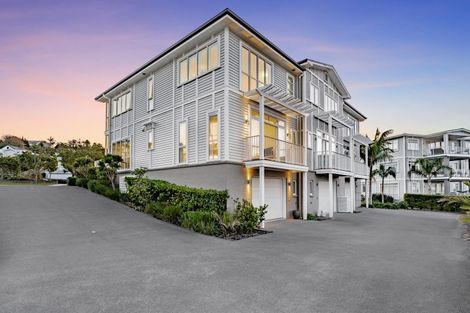 Photo of property in 134 Landmark Terrace, Orewa, 0931