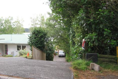 Photo of property in 1/234 Sunset Road, Windsor Park, Auckland, 0632