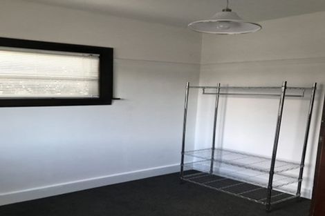 Photo of property in 216 Riccarton Road, Riccarton, Christchurch, 8041