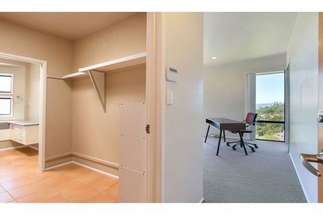 Photo of property in 42 Onetaunga Road, Chatswood, Auckland, 0626