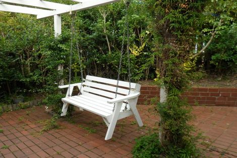 Photo of property in 6 Canterbury Street, Karori, Wellington, 6012