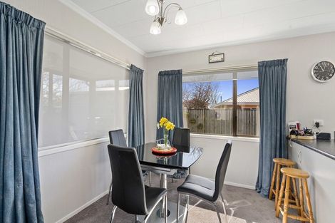 Photo of property in 30 Nikau Street, Inglewood, 4330