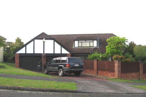 Photo of property in 6 Calman Place, Chatswood, Auckland, 0626