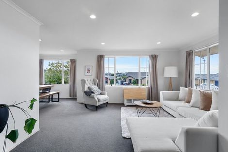 Photo of property in 14 Everton Place, Grandview Heights, Hamilton, 3200