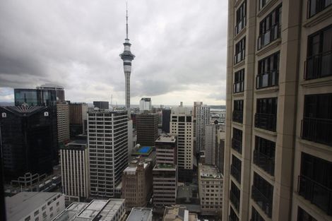 Photo of property in The Metropolis Apartments, 2715/1 Courthouse Lane, Auckland Central, Auckland, 1010