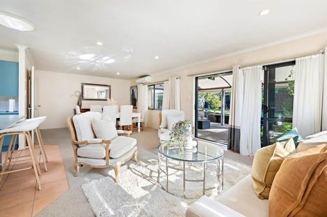 Photo of property in 13 Cottesmore Place, Huntington Park, Auckland, 2013