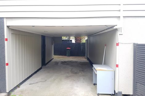 Photo of property in 14 Bruce Road, Glenfield, Auckland, 0629