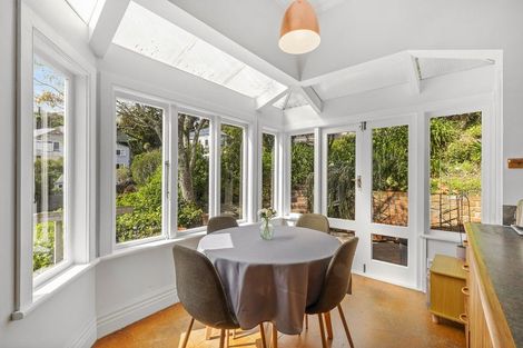 Photo of property in 36 Sutherland Crescent, Melrose, Wellington, 6023