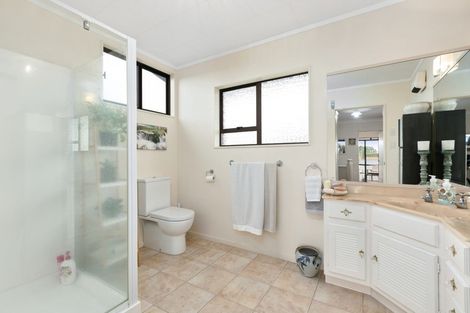 Photo of property in 44 Links View Drive, Omokoroa, 3114