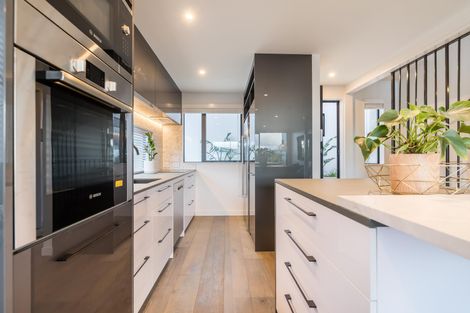 Photo of property in 2/6 Waima Street, Grey Lynn, Auckland, 1021