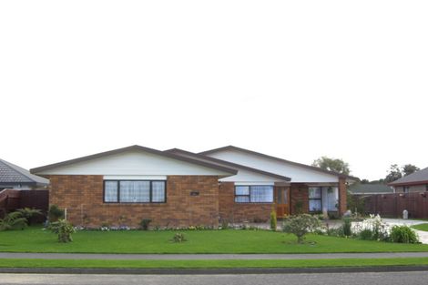 Photo of property in 24 Easton Way, Levin, 5510