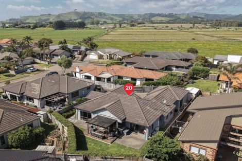 Photo of property in 20 Ohope Place, Papamoa Beach, Papamoa, 3118