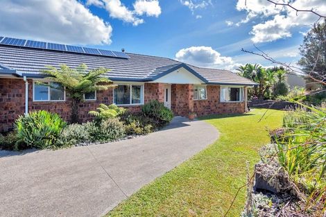 Photo of property in 150 Kennedy Road, Dairy Flat, Albany, 0792