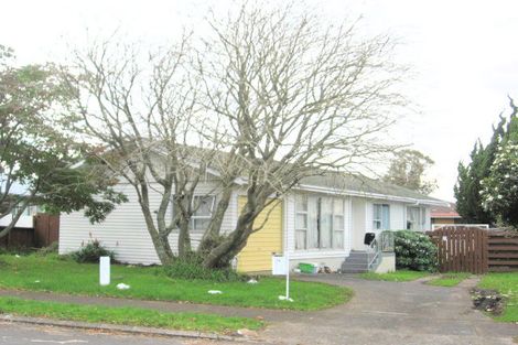 Photo of property in 14 Leaver Place, Weymouth, Auckland, 2103