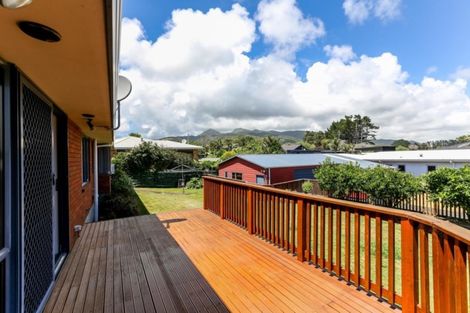 Photo of property in 68 Wairau Road, Oakura, 4314