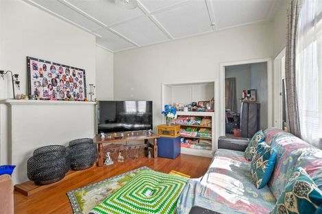 Photo of property in 168 Normanby Road, Paeroa, 3600