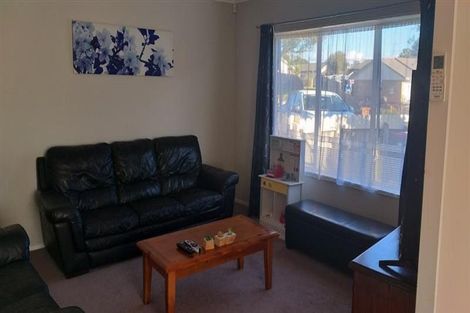 Photo of property in 3 Bernina Place, Weymouth, Auckland, 2103