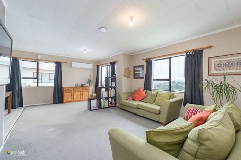 Photo of property in 35 Almora View, Ascot Park, Porirua, 5024