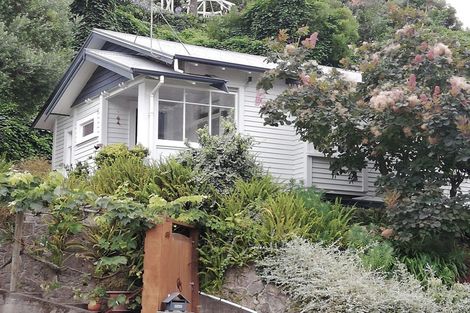 Photo of property in 49 Faraday Street, Hospital Hill, Napier, 4110