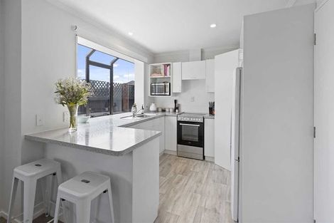 Photo of property in 2/294 Wairakei Road, Bryndwr, Christchurch, 8053