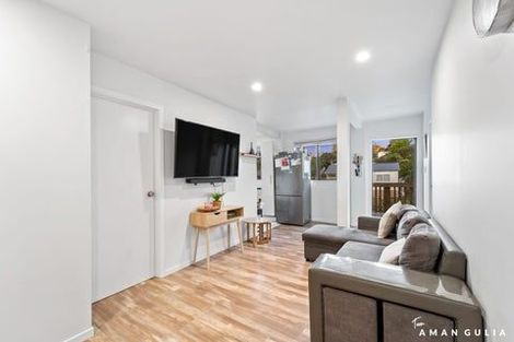 Photo of property in 18 Hydra Place, Glen Eden, Auckland, 0602