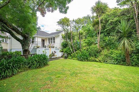 Photo of property in 51 Tarawera Road, Johnsonville, Wellington, 6037