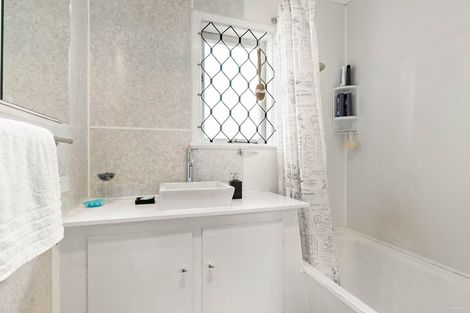 Photo of property in 1/160 Porchester Road, Papakura, 2110