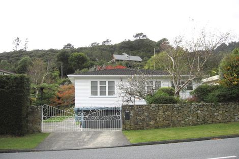 Photo of property in 87 Horoeka Street, Stokes Valley, Lower Hutt, 5019