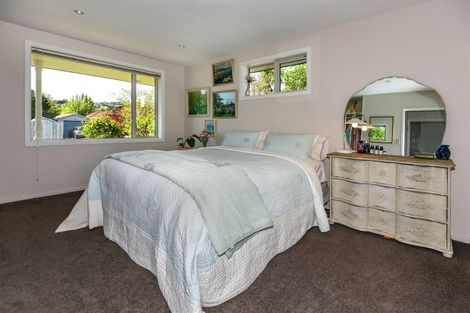 Photo of property in 2 Opihi Street, Cracroft, Christchurch, 8025