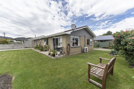 Photo of property in 8b Brandon Street, Alexandra, 9320