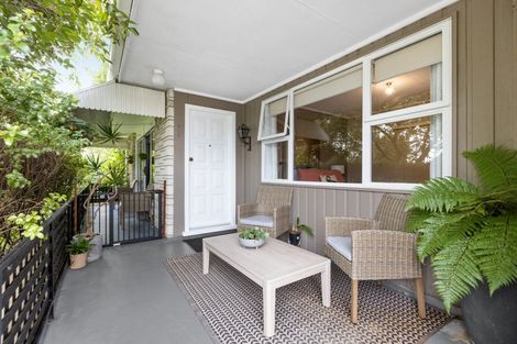 Photo of property in 1a Everest Avenue, Havelock North, 4130