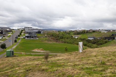 Photo of property in 45 Vaucluse Heights, Fitzherbert, Palmerston North, 4410