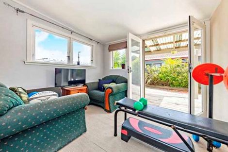 Photo of property in 1/20 Alexander Street, Papakura, 2110