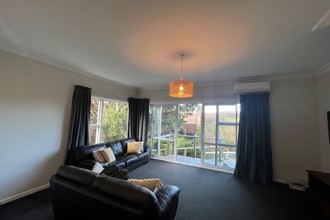 Photo of property in 62 Kelburn Parade, Kelburn, Wellington, 6012