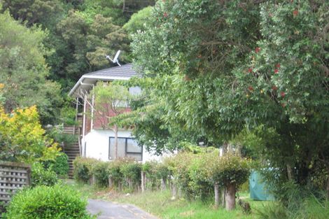 Photo of property in 1/12 Pluto Place, Beach Haven, Auckland, 0626