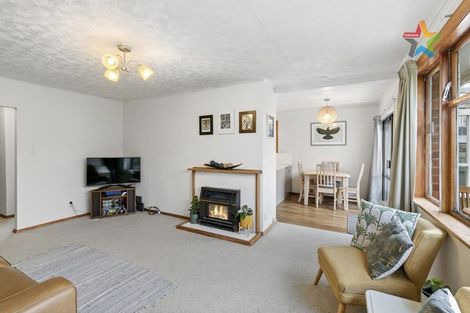 Photo of property in 71 Hewer Crescent, Naenae, Lower Hutt, 5011