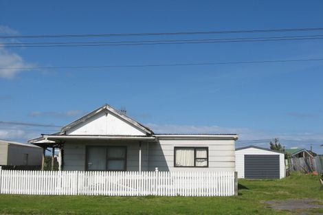 Photo of property in 13 Ashton Terrace, Castlecliff, Whanganui, 4501