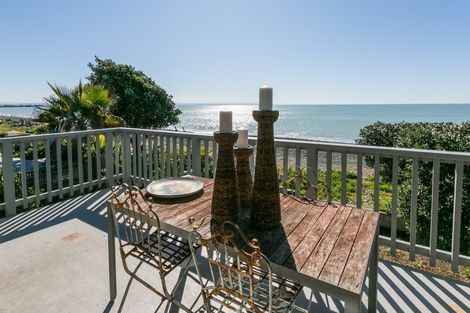 Photo of property in 249 Clifton Road, Te Awanga, 4102