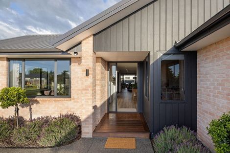 Photo of property in 39 Sunline Drive, Leamington, Cambridge, 3432