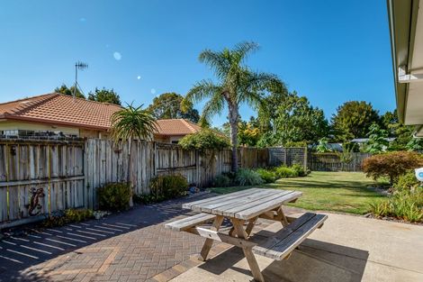 Photo of property in 22 The Gardens Drive, Papamoa Beach, Papamoa, 3118