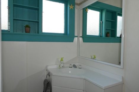 Photo of property in 27 Ensors Road, Opawa, Christchurch, 8023