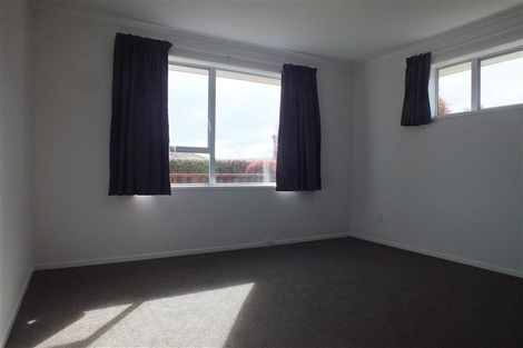 Photo of property in 1/1 Doment Crescent, Orewa, 0931