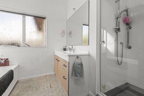 Photo of property in 27 Ormond Street, Woodville, 4920