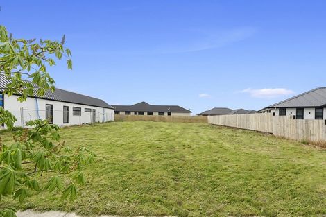 Photo of property in 35 The Meadows Drive, Flagstaff, Hamilton, 3210