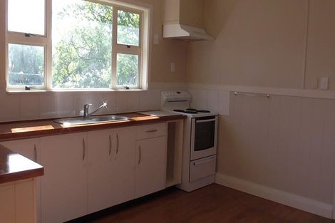 Photo of property in 87 Brandon Street, Featherston, 5710