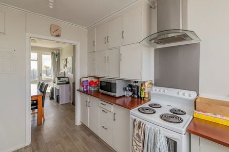 Photo of property in 16 Mahoe Street, Levin, 5510